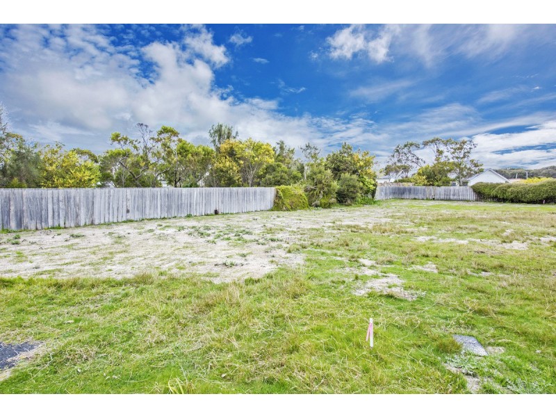 26 Hawley Esplanade, Hawley Beach TAS 7307