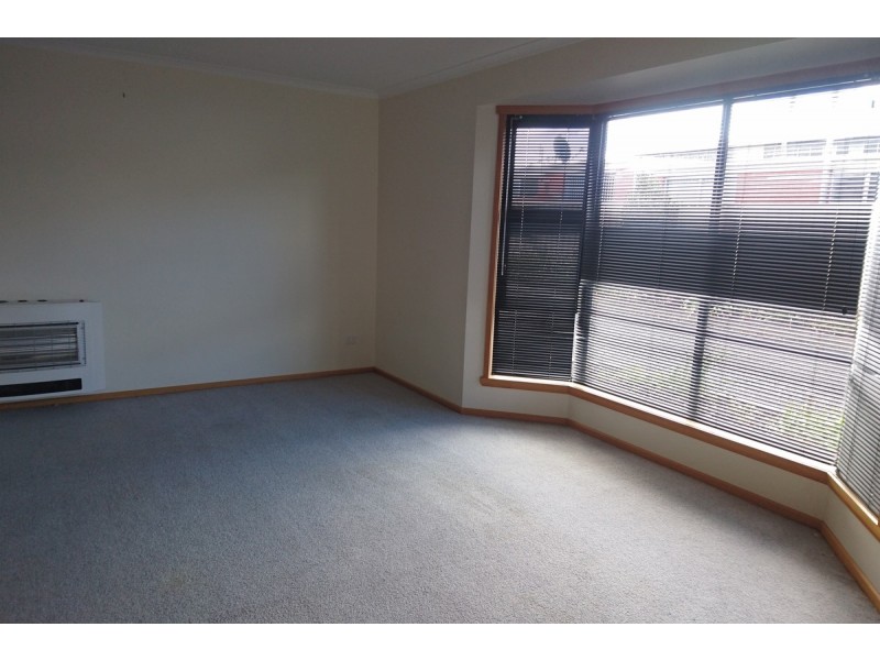 2/115 William Street, Devonport TAS 7310