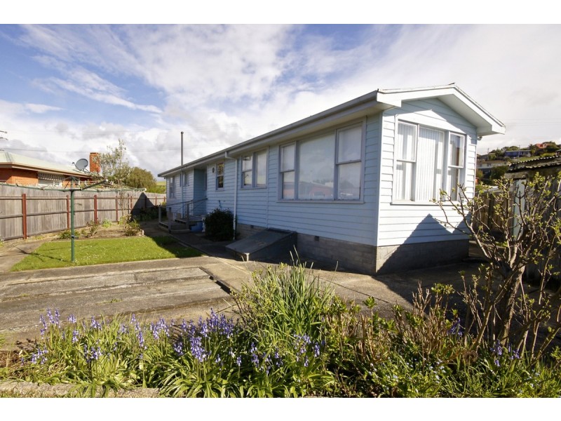 15 McCulloch Street, Ulverstone TAS 7315
