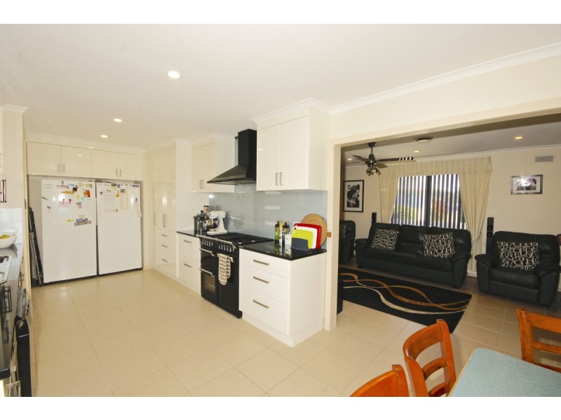 50 Chichester Drive, Devonport TAS 7310