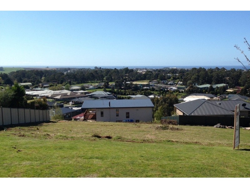 33 Leary Avenue, Stony Rise TAS 7310