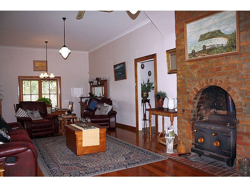 6 George Street, Latrobe TAS 7307