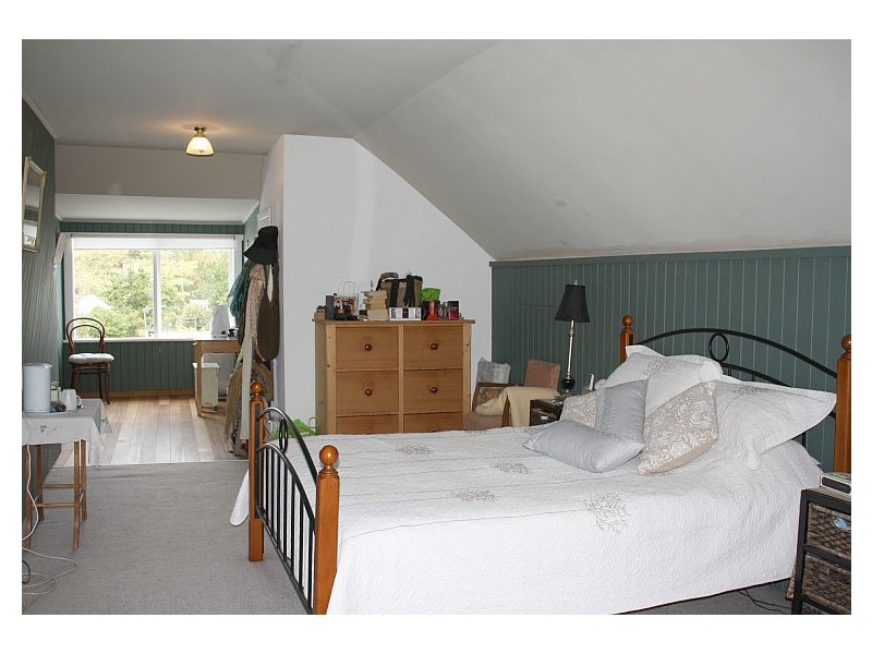 6 George Street, Latrobe TAS 7307