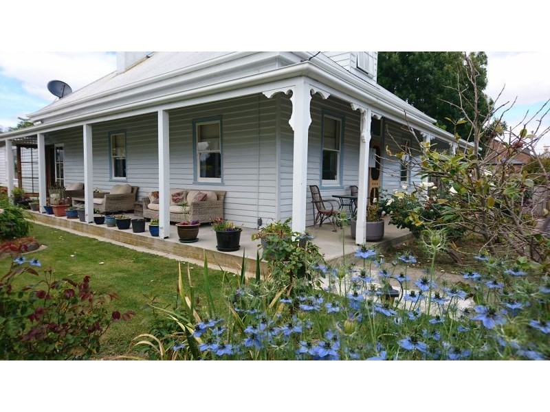 6 George Street, Latrobe TAS 7307
