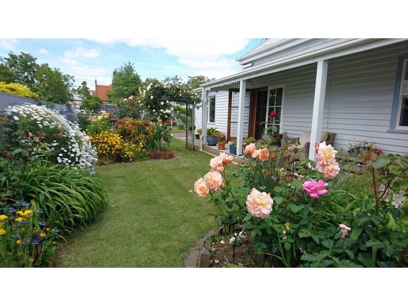 6 George Street, Latrobe TAS 7307