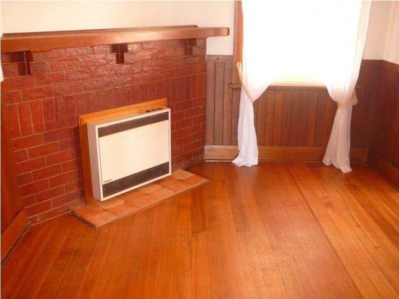 123 Best Street, Devonport TAS 7310