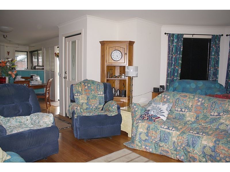 5 Freer Street, Shearwater TAS 7307
