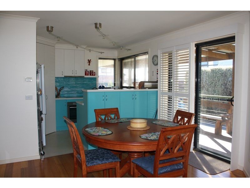 5 Freer Street, Shearwater TAS 7307