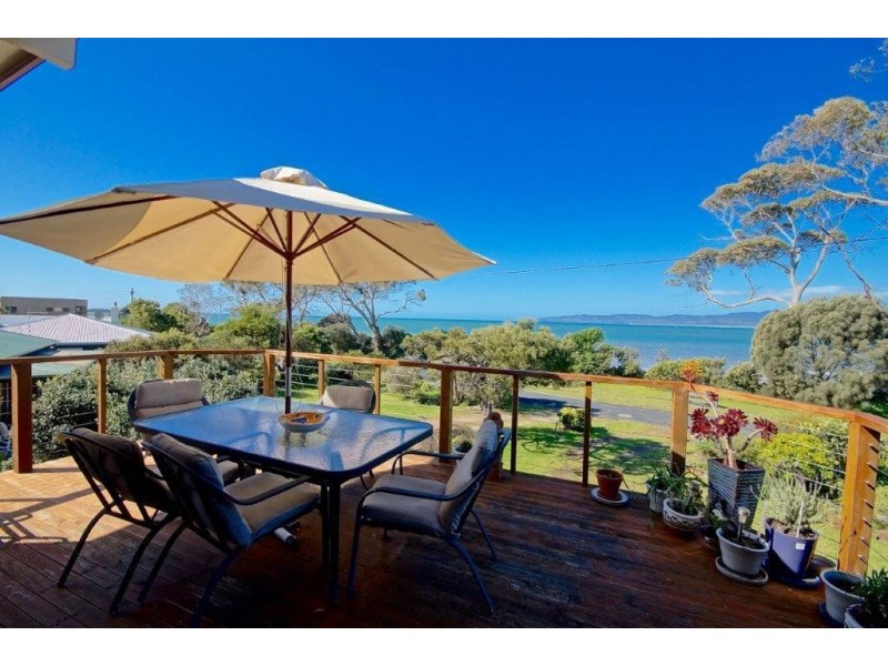 35 Hawley Esplanade, Hawley Beach TAS 7307