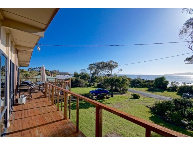 35 Hawley Esplanade, Hawley Beach TAS 7307