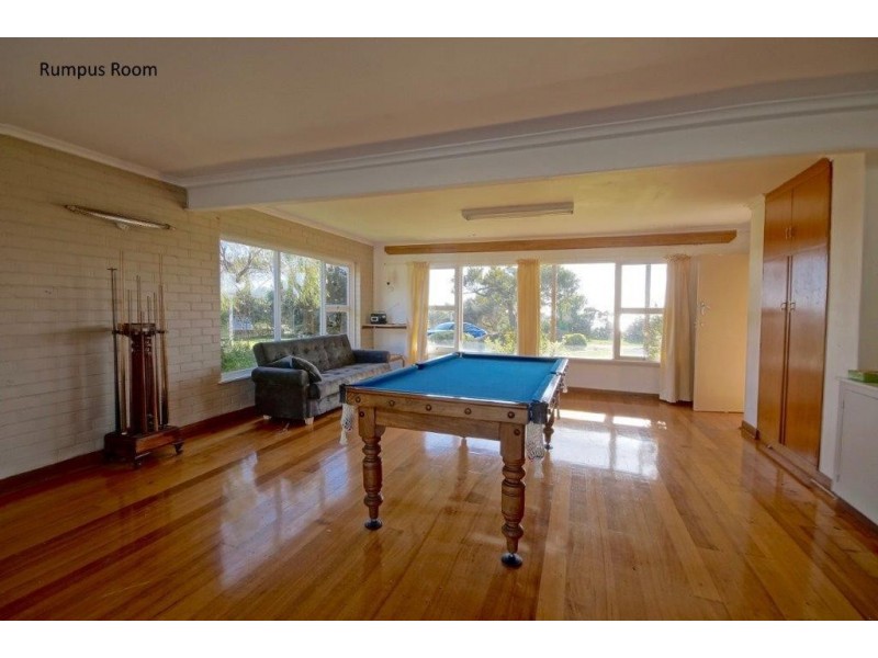 35 Hawley Esplanade, Hawley Beach TAS 7307