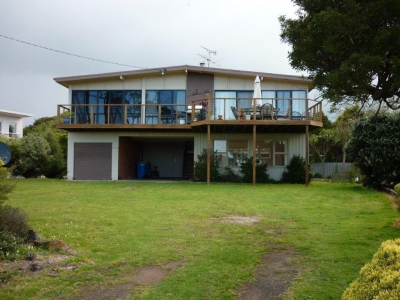 35 Hawley Esplanade, Hawley Beach TAS 7307