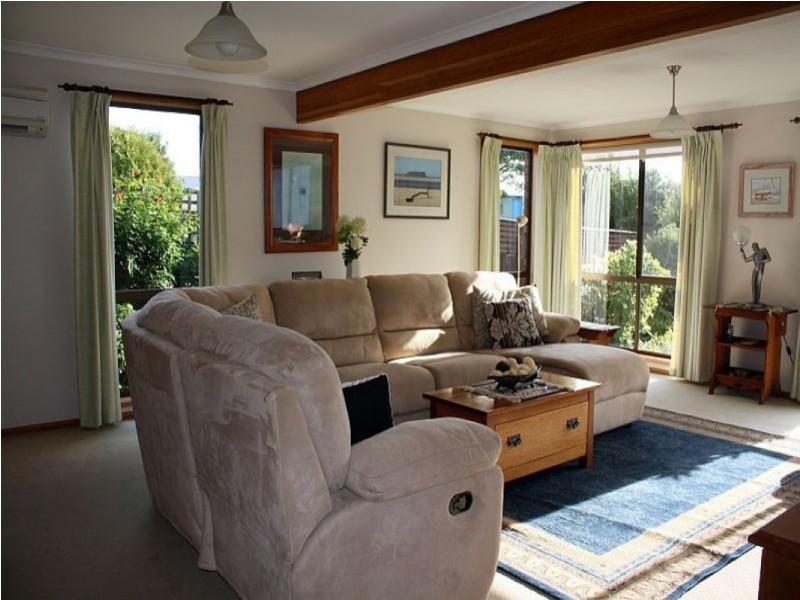 7 Freer Street, Shearwater TAS 7307