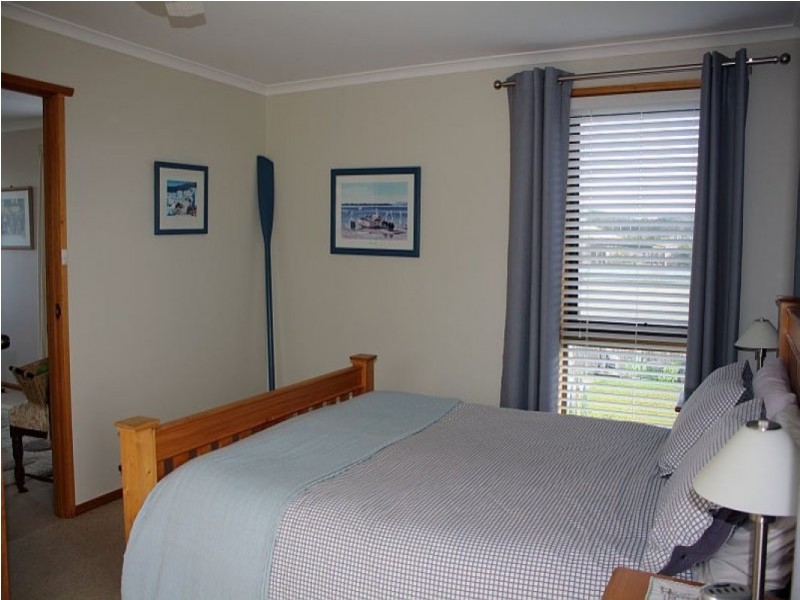 7 Freer Street, Shearwater TAS 7307