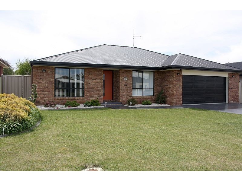 17 Haven Drive, Shearwater TAS 7307