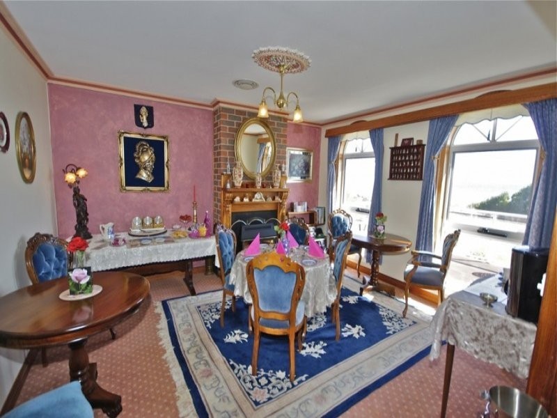 139 Penguin Road, West Ulverstone TAS 7315
