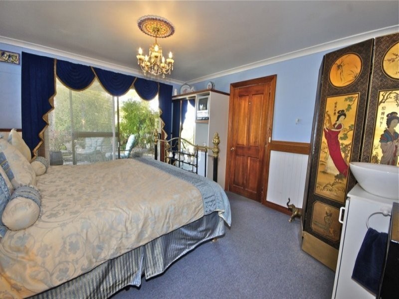 139 Penguin Road, West Ulverstone TAS 7315