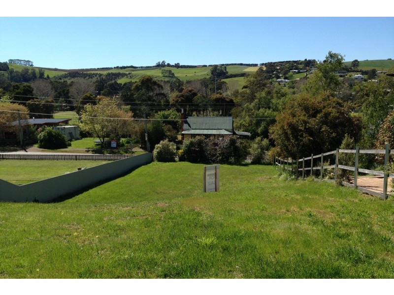 14 Stephen Street, Forth TAS 7310