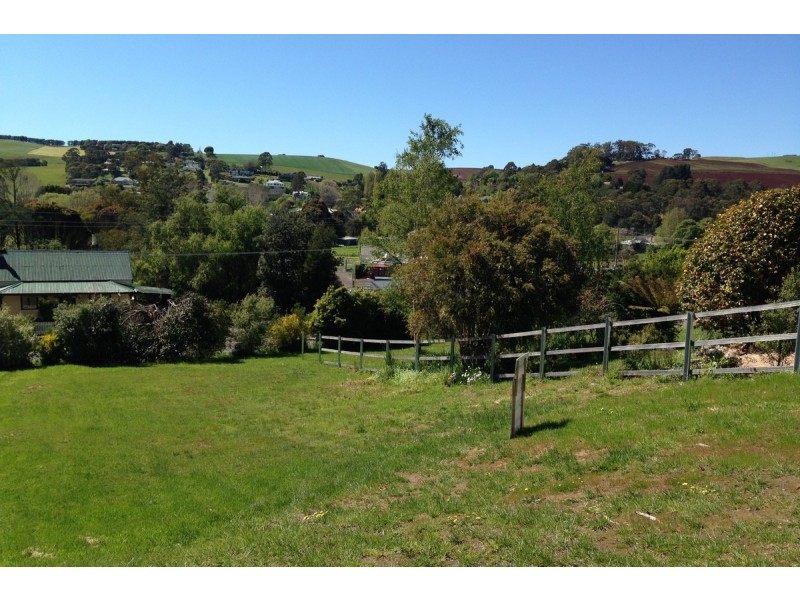 14 Stephen Street, Forth TAS 7310