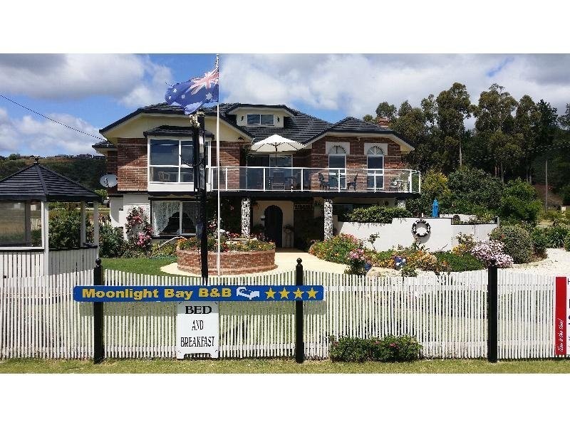 139 Penguin Road, West Ulverstone TAS 7315