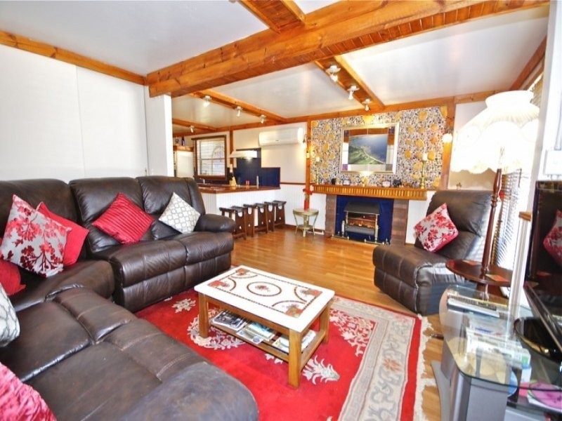 139 Penguin Road, West Ulverstone TAS 7315