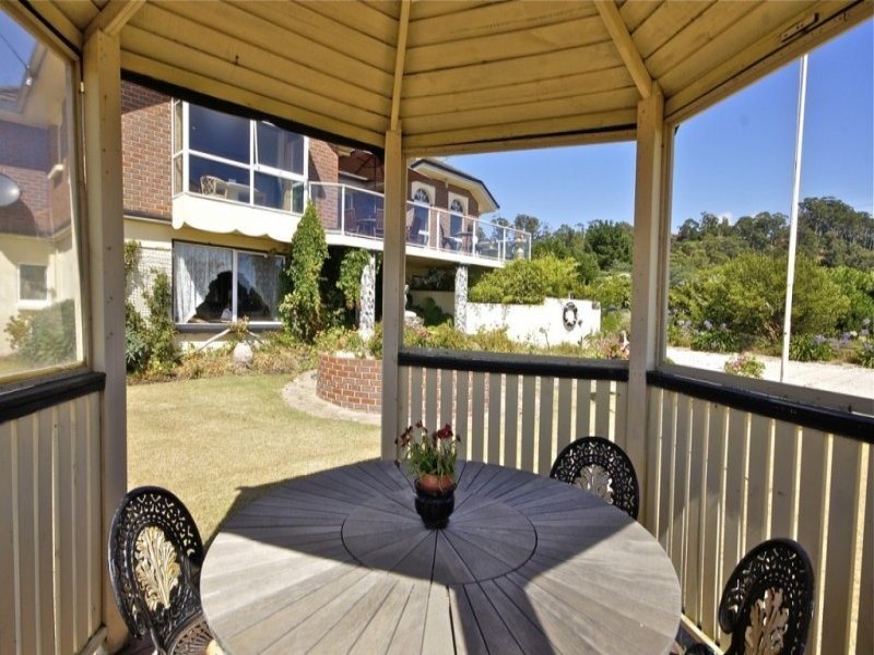 139 Penguin Road, West Ulverstone TAS 7315