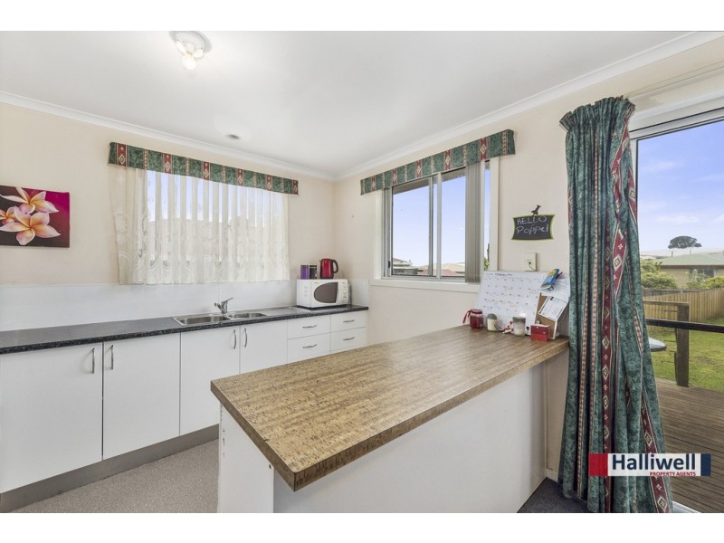 9 Sycamore Place, East Devonport TAS 7310