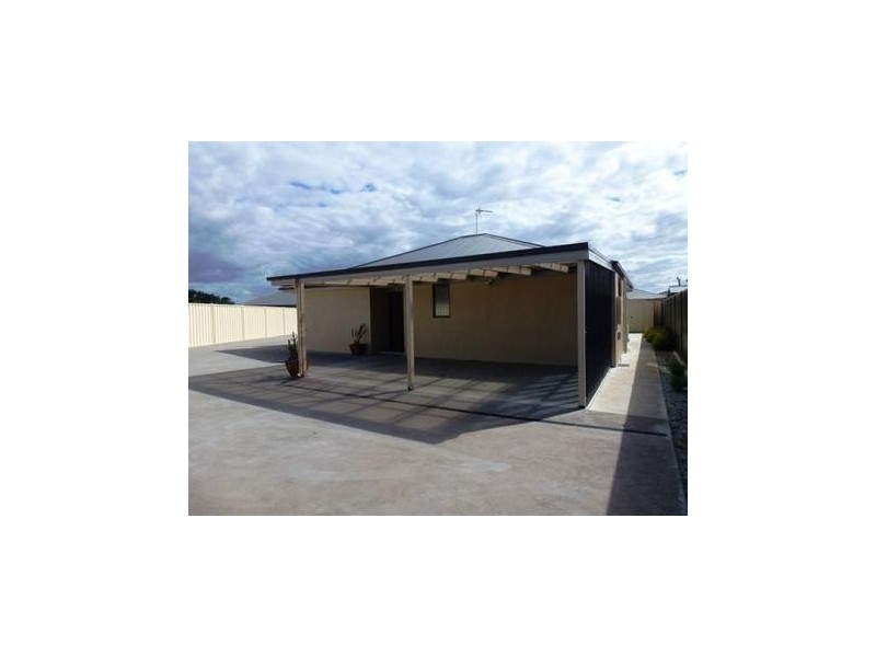 1/14 Earl Grove, Latrobe TAS 7307
