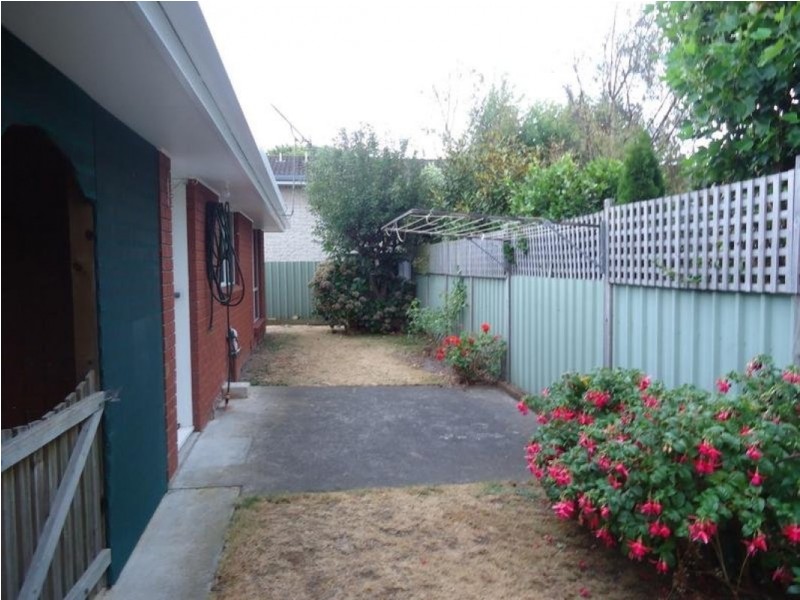 2/8 George Street, Devonport TAS 7310