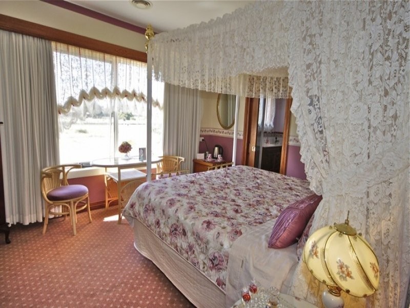 139 Penguin Road, West Ulverstone TAS 7315