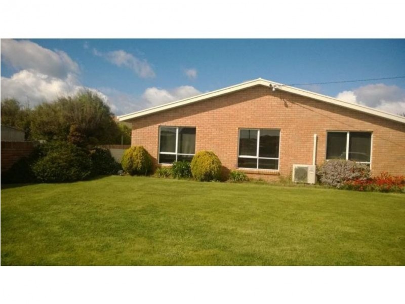 1 St Georges Crescent, Shearwater TAS 7307
