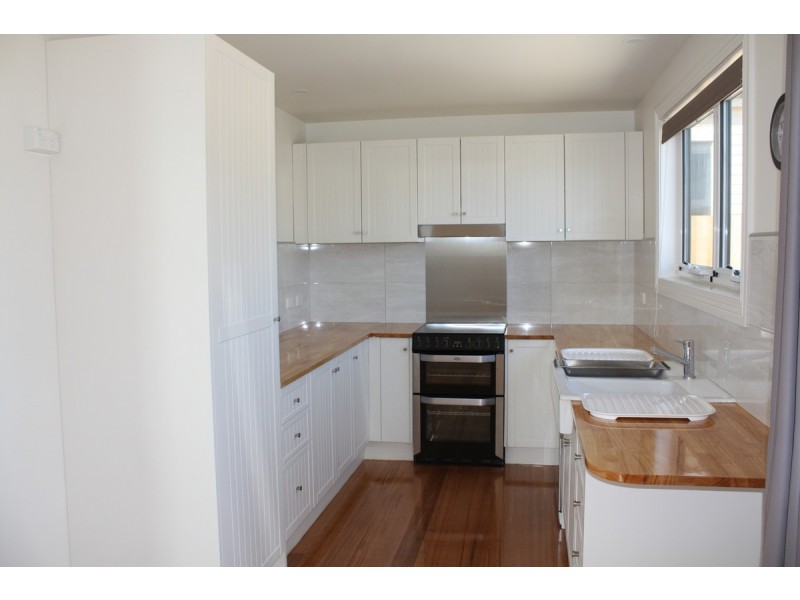 19 Henry Street, Devonport TAS 7310