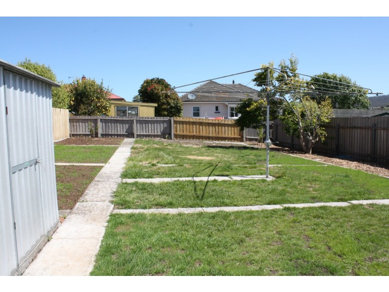 19 Henry Street, Devonport TAS 7310