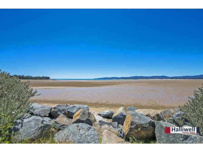 43 Shearwater Esplanade, Shearwater TAS 7307