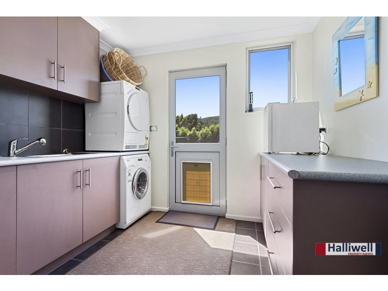 31 James Road, Acacia Hills TAS 7306