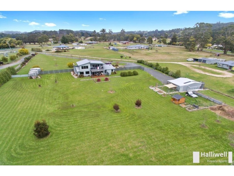 31 James Road, Acacia Hills TAS 7306