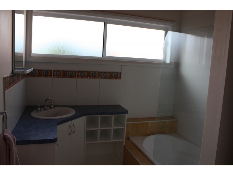 10 Niela Crescent, Miandetta TAS 7310