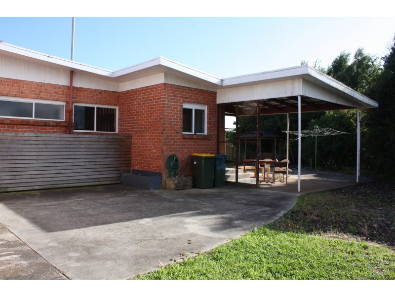 10 Niela Crescent, Miandetta TAS 7310