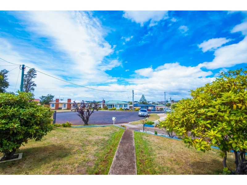 12 Highview Crescent, Devonport TAS 7310