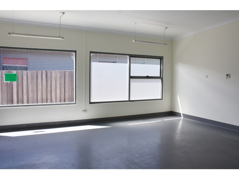 2/9 Arnold Street, Penguin TAS 7316