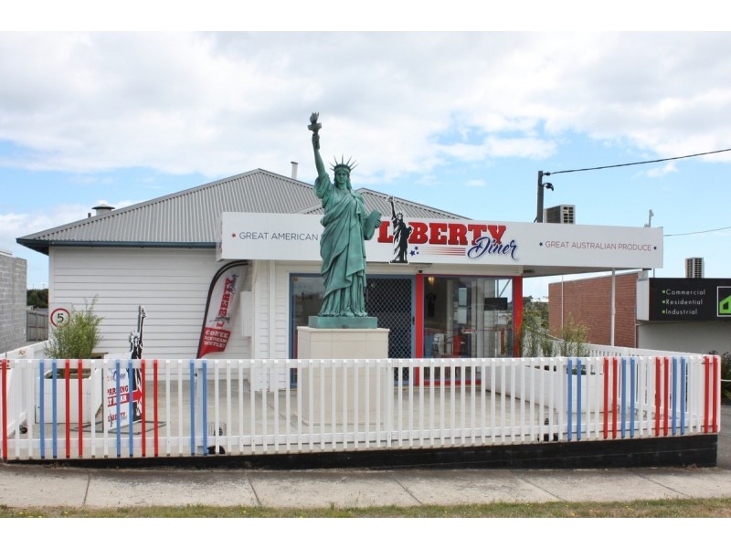 18 Don Road, Devonport TAS 7310