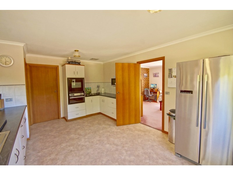 42 Maxwell Drive, Latrobe TAS 7307