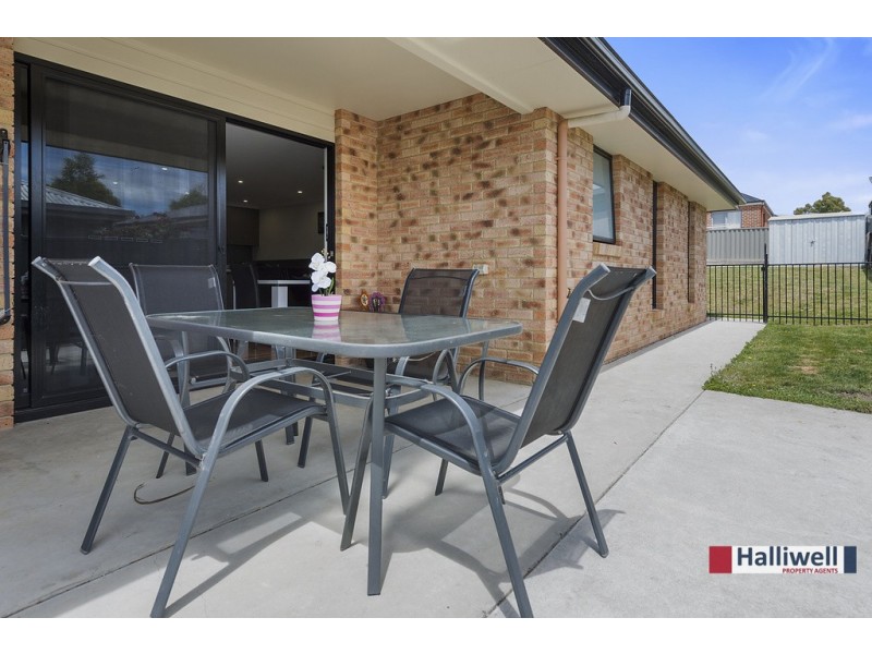 30 Washington Drive, Stony Rise TAS 7310