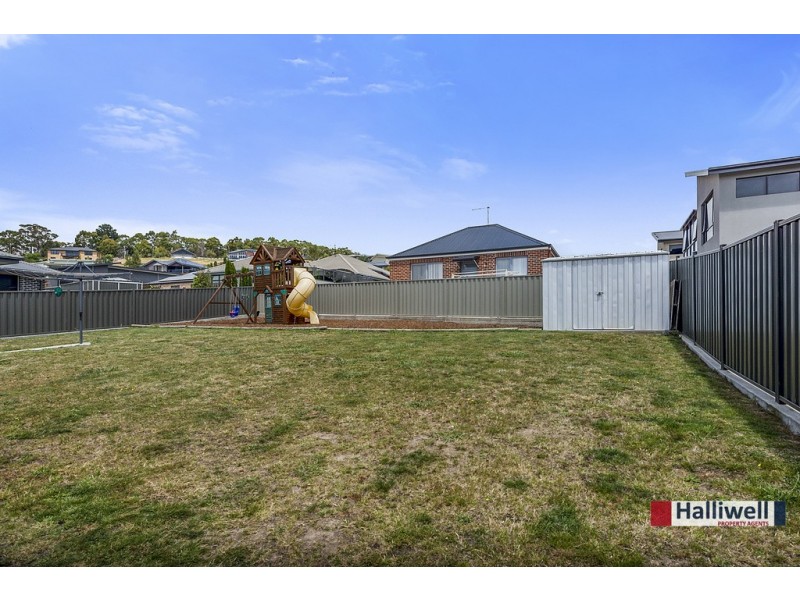 30 Washington Drive, Stony Rise TAS 7310