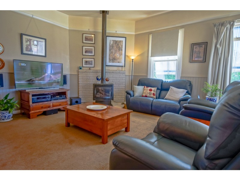 37 Ashburner Street, Devonport TAS 7310