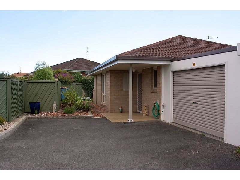 13/1 Seahaven Crescent, Shearwater TAS 7307
