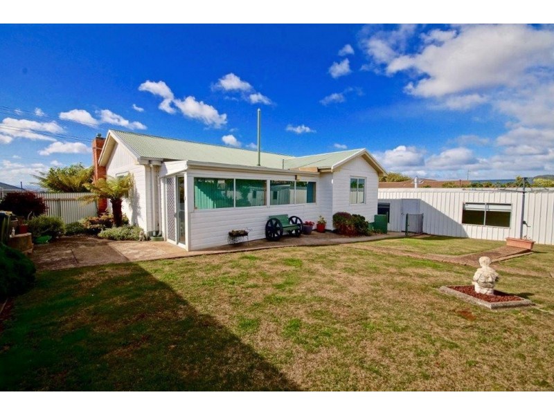 31 Nixon Street, Devonport TAS 7310