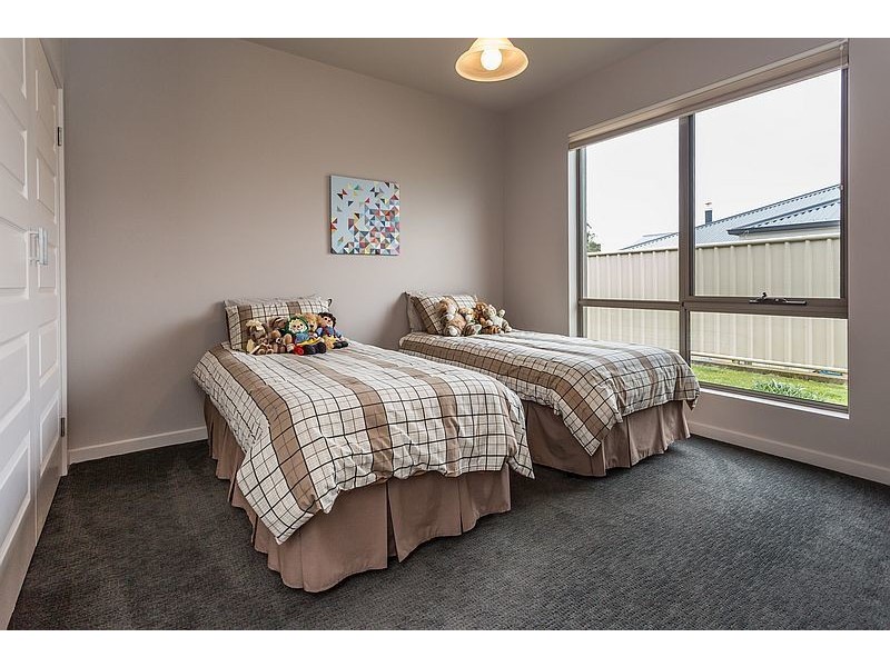 6 Links Court, Shearwater TAS 7307