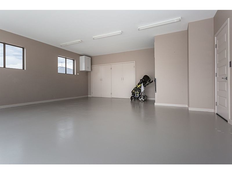 6 Links Court, Shearwater TAS 7307