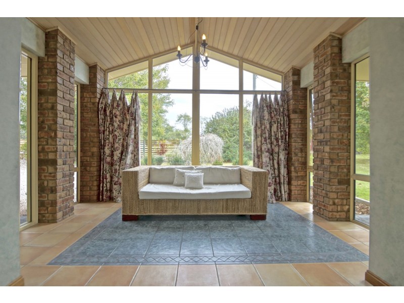 25 Lawrence Avenue, Acacia Hills TAS 7306